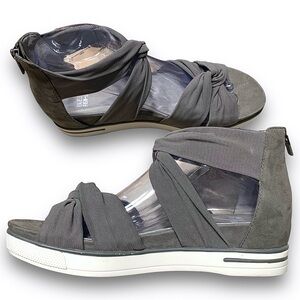 Eileen Fisher Strappy Grey Summer Sandals Size 8.5